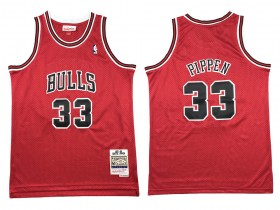 M&N Chicago Bulls #33 Scottie Pippen Red 1997/98 Hardwood Classics Jersey